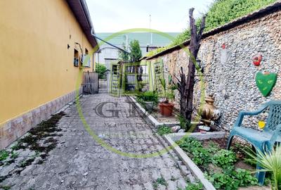 Casă parter cu teren de 1400 mp în Bariera Vâlcii aproape de drumul expres - 6