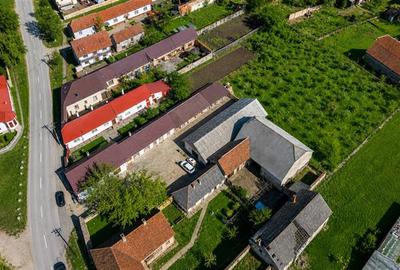 Sediu firma/ rezidential, pe domeniu de 2.240 mp teren,Central, Halchiu, Brasov - 28
