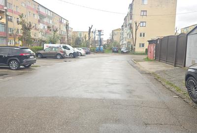 Vand garaj in Deva, pe strada Cernei, suprafata utila 19 mp + loc de parcare - 3