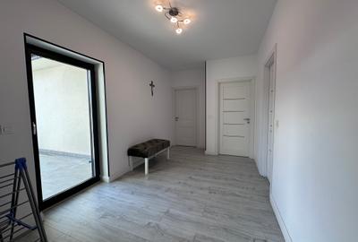 Casă modernă de vânzare în Someseni - 19