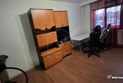 Apartament 3 camere decomandat zona Intre lacuri - 1