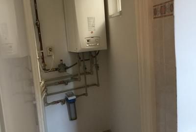 Piata Romana - 3 minute Metrou - Apartament 2 camere 60 mp - CENTRALA TERMICA - 18