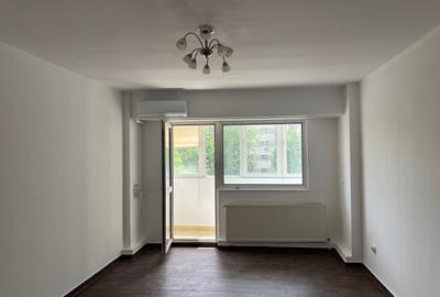 Apartament Calea 13 Septembrie colt cu Str:Sabinelor - 1