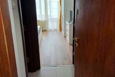 Inchiriez garsoniera vis a vis de Athenee Palace nou renovata - 6