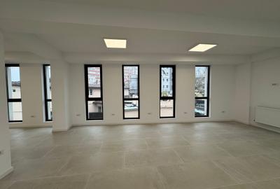 Spațiu comercial, 88.5 mp în Rahova