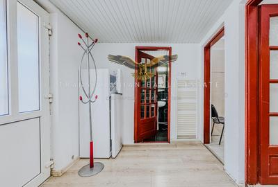 Apartament cu 2 camere|50 m2|Str Decebal/Centru - 12