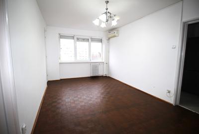 Apartament spatios si luminos la 2 minute de metrou Favorit - 1