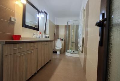 Imobil - Vila Multifuncțională 864 mp + Teren 971 mp  |  Zona DACIA - 13