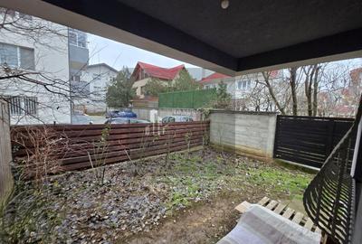 Apartament cu 2 camere decomandat, mobilat în Vest