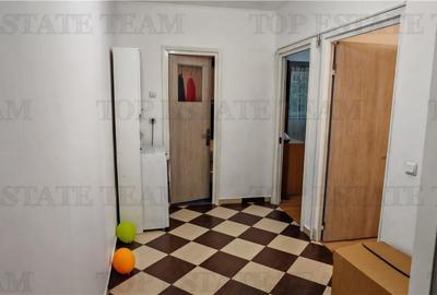 Apartament de 4 camere, cu centrala proprie, foarte spatios, in Militari, la 2 m - 23