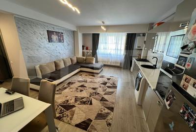 Apartament cu 2 camere semidecomandat, mobilat în Florești