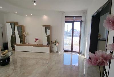 Casa Superba! In Suceava! Teren 1800 mp! De vanzare! 0727817187 - 3