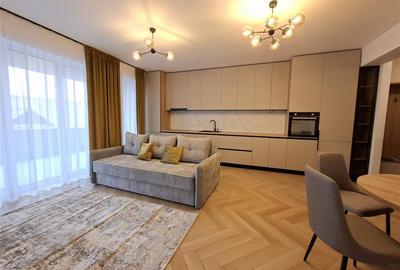 Apartament cu 3 camere decomandat, mobilat în Central