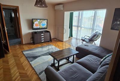 Apartament cu 2 camere semidecomandat, mobilat în Aradului
