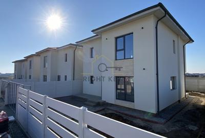 Casă individuală cu 4 camere în Domnești