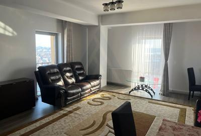 Apartament cu 2 camere semidecomandat, mobilat în Industrial Vest