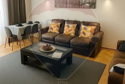 Apartament cu 3 camere decomandat, mobilat în Decebal