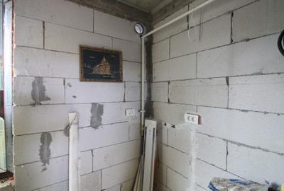 Vila D+P+M  Sat Costi ( Floricultura) cu bransamente la utilitati - 18