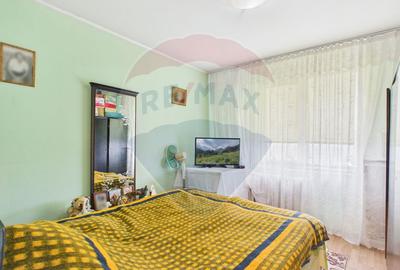 4 camere de vanzare in Rahova, la sosea, langa piata, renovat decent - 11