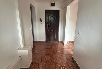 Apartament 2 camere- Zona Sud - 37,5 mp - 37000 euro - 3