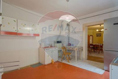 Apartament 3 camere si două băi, Str Republicii, Centrul Istoric - 7