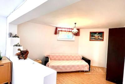 Casa deosebita cu 7 camere si piscina exterioara in cartierul Zorilor - 20
