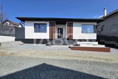 Casa individuala pe un singur nivel - zona linistita si retrasa - 1