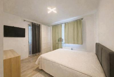 Apartament cu 3 camere decomandat, mobilat în Central