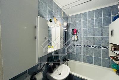Ap renovat, etaj 2/4, 48 mp utili, balcon, pivnita - V. Aaron - 4