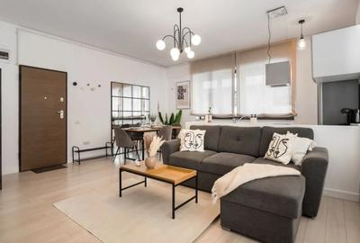 Apartament cu 2 camere decomandat în Victoriei