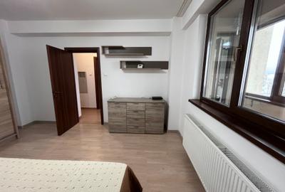 Garsonieră decomandată, mobilată în Galata