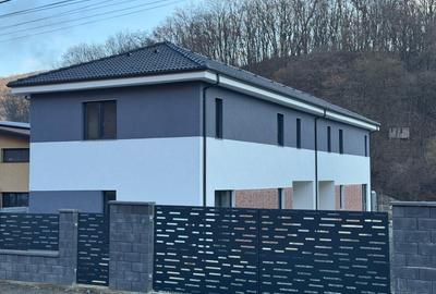 Ansamblu de case de vanzare Floresti zona Tauti finalizat - 2