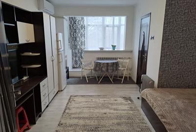 Garsonieră semidecomandată, mobilată în Titan