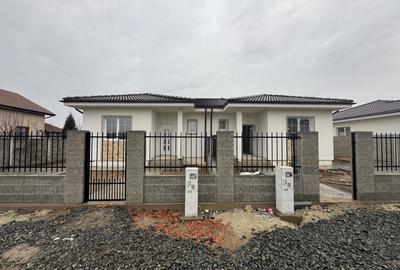 Duplex cu 3 camere în Șag