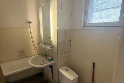De vânzare apartament 2 camere decomandat 57 mp et 3 - 10