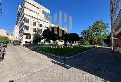 Apartament 3 camere ,ultracentral Biblioteca Judeteana,etaj 1 , garaj sub bloc i - 18