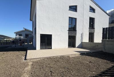 Duplex cu 4 camere în Dezmir