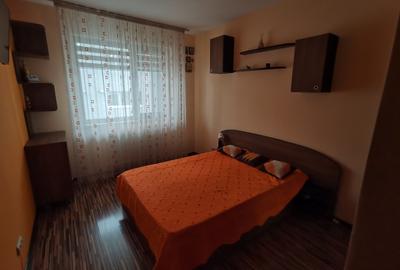 Închiriere apartament 2 camere - 4