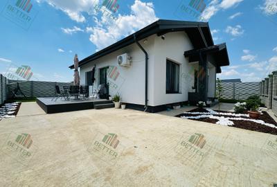 Casă cu 3 camere în Berceni