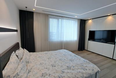 APARTAMENT 8 CAMERE CU SCARA INTERIOARA TIP LOFT -ULTRA LUX - 55