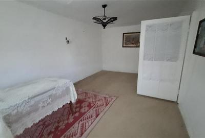Casa com.Maicanesti, cu 3118 mp teren intravilan - 15