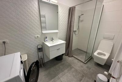 3 Camere Bloc NOU Frumos Luminos Zona Regie Crangasi PRET CORECT - 4