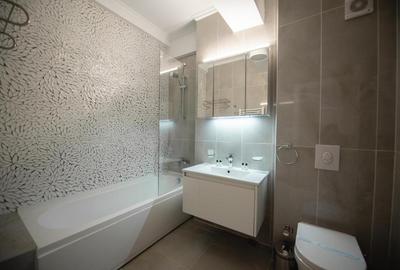 Inchiez Apartament 2 camere LUX pe Malul Lacului-Parcare Privata,Receptie 24/7 - 8