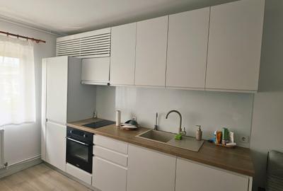 Aviatiei 3 camere, mobilat si utilat, decomandat,  etaj 4, 70 mp - 5