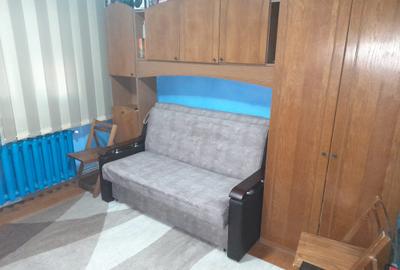 Apartament cu 2 camere, decomandat, zona CUG - 7