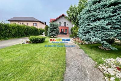 Casă cu 5 camere în Păulești
