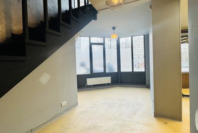 Spatiu comercial, stradal , de inchiriat in Bdul Decebal - 7