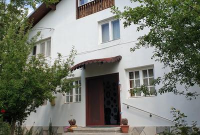 Breaza casa superba  in zona foarte pitoreasca - 1