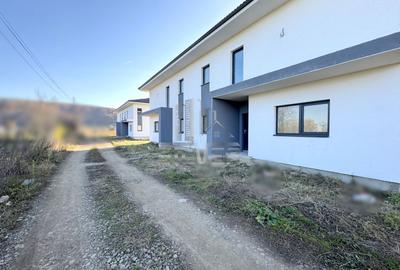 Duplex cu 4 camere în Gilău