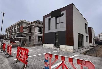 Casă individuală cu 3 camere în Central